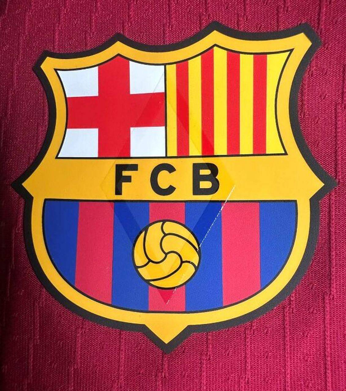 官方网站赛后体能课后，巴塞罗那再遭质疑备战欧联，更衣室稳定，轮换策略成焦点的简单介绍